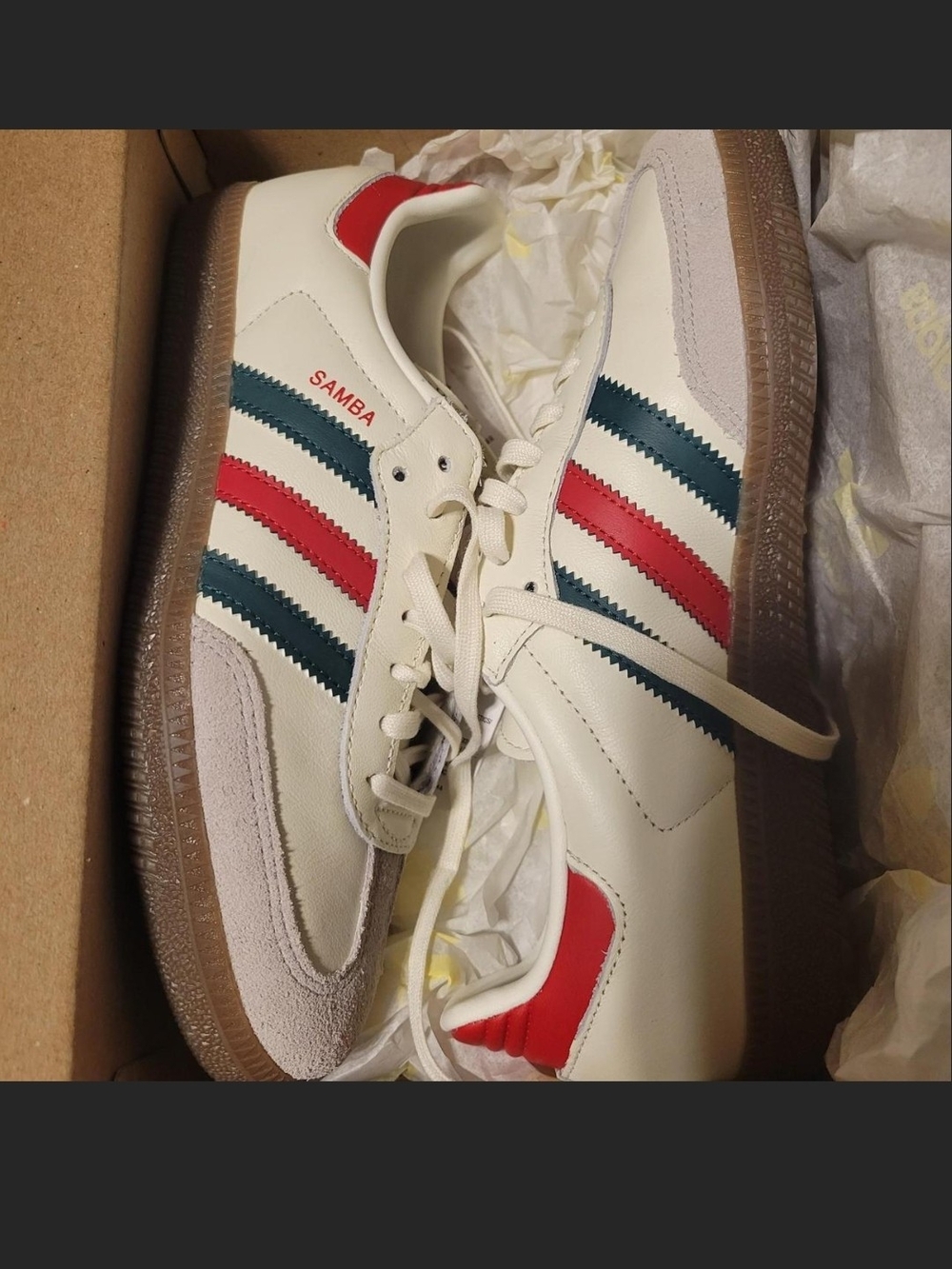 NIB RARE COLORWAY ADIDA SAMBA